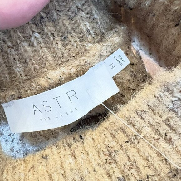 Womens Astr the Label Tan Cold Shoulder Mock Neck Wool Blend Sweater Size Medium - Picture 6 of 12